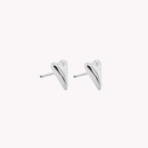 heart stud earrings