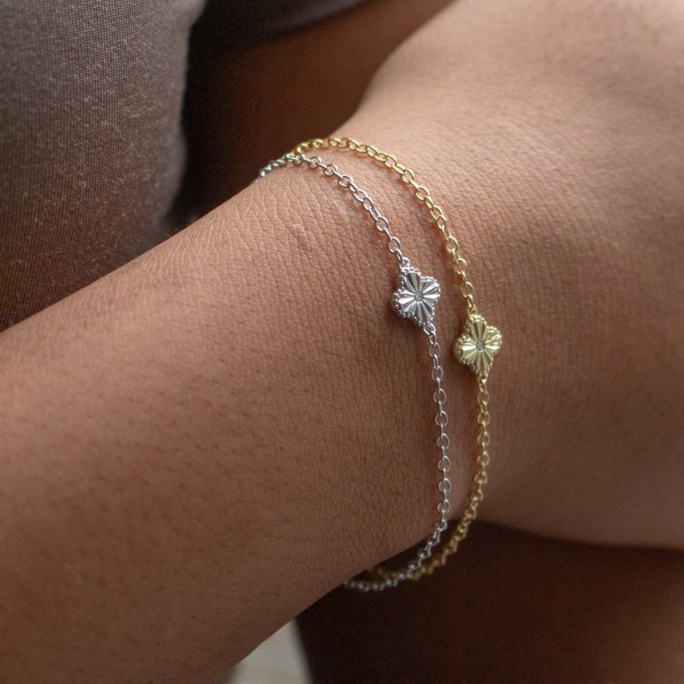 flower bracelet