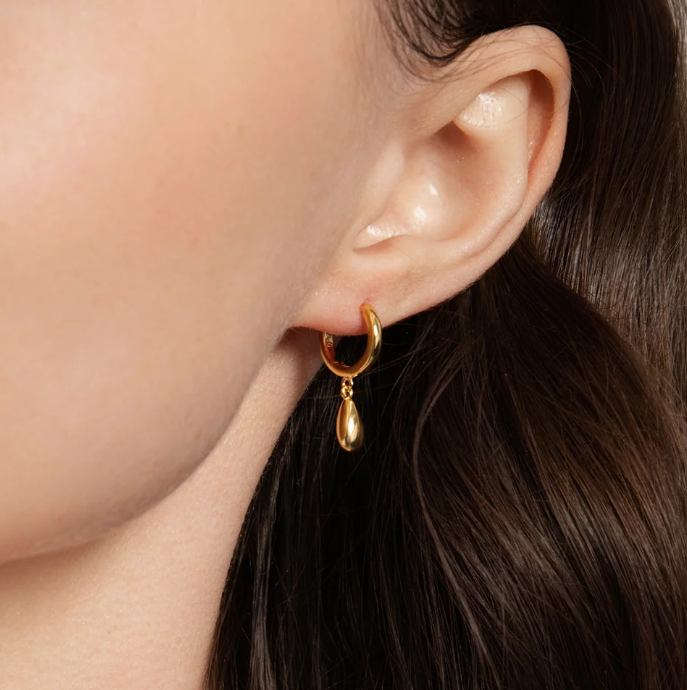 teardrop earrings