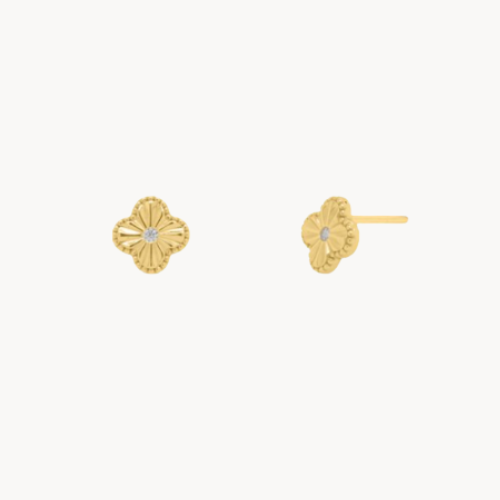 flower stud earrings